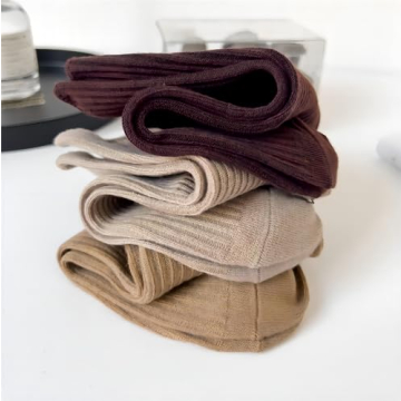 BigBigMe Women's Soft Cotton Crew Socks for Daily Comfort