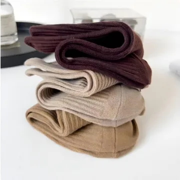 BigBigMe Women's Soft Cotton Crew Socks for Daily Comfort