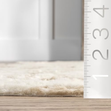 nuLOOM Iraida Animal Print Area Rug for Stylish Decor