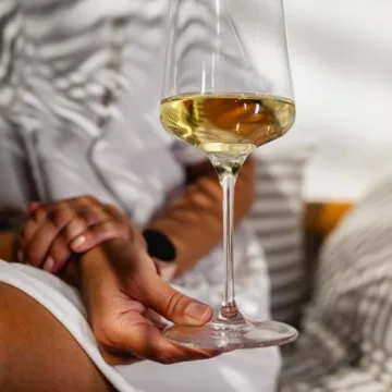 Elegant Krosno White Wine Glasses Set, 6 Piece Collection