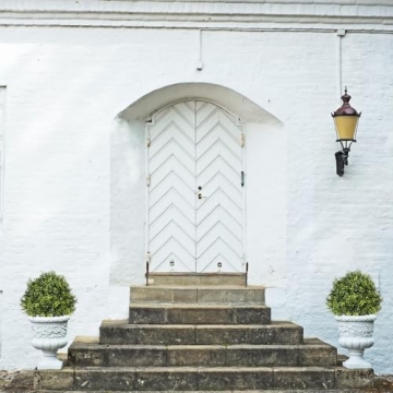 I.C.ELAINE 24" Faux Boxwood Topiary Trees Set of 2