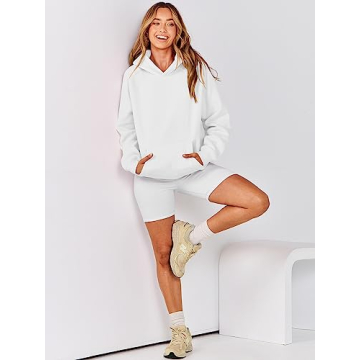 Oversized Fleece Hoodie for Women: Comfort Meets Style