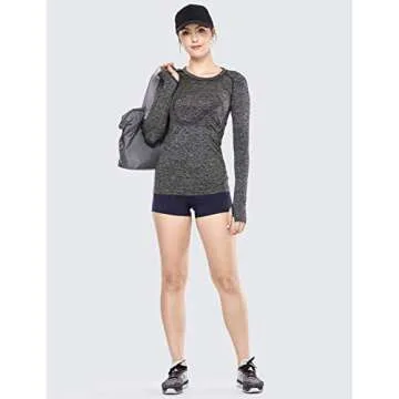 CRZ YOGA Women's Seamless Athletic Long Sleeves Top - Black/White