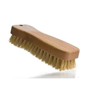 Lola Eco Clean Bamboo and Tampico Scrub Brush: Eco-Friendly Cleaning Solution