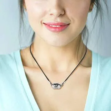 Stylish Essential Oil Diffuser Necklace for Aromatherapy