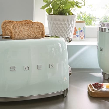 SMEG Pastel Green Toaster with Defrost and 6 Presets
