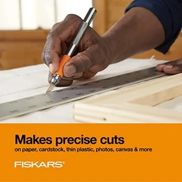 Fiskars SoftGrip Craft Knife - Precision Cutting Tool for Creatives