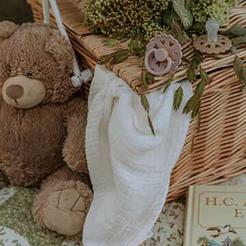 FRIGG Andersen Fairytale Natural Rubber Baby Pacifier | Made in Denmark | BPA-Free (Cream/Silky Satin, 0-6 Months)