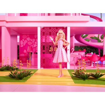 Barbie Movie Doll - Margot Robbie in Pink Gingham Dress