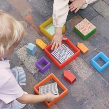 Kaplan Discovery Squares: Educational Rainbow Nesting Set