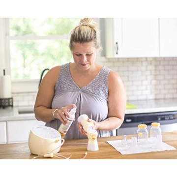 Medela Quick Clean Spray - EPA Approved Sanitizer 8oz