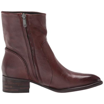 Stylish Sam Edelman Women’s Hilary Fashion Boot for All Occasions