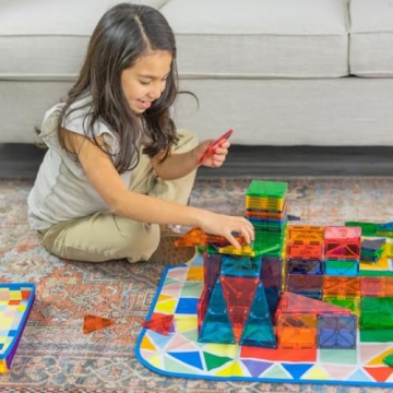 MAGNA-TILES 84-Piece Magnetic Set with Storage Bin