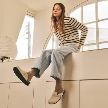 VENECORE Erica Clogs - Stylish and Cozy Footwear for Women