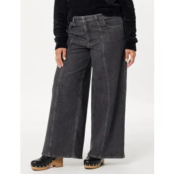 The Drop Women's Frida Relaxed Fit Jeans in Faded Carbon