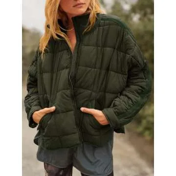 Aiopr Women's Oversized Lightweight Down Coat Long Sleeve Zip Packable Short Puffer Jackets