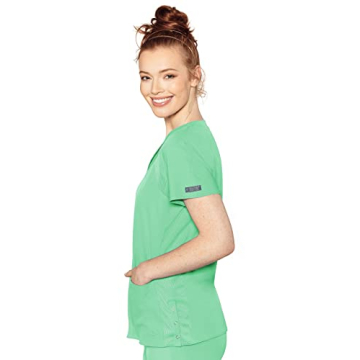 Stylish Women's Scrub Top with Pockets and Comfort