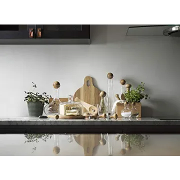 Sagaform Elegant Wine Carafe with Oak Stopper