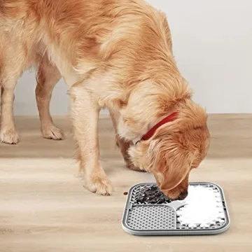 Coomazy Lick Mat for Dogs and Cats - Slow Feeder Mat