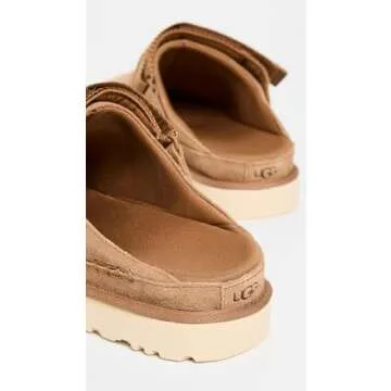 UGG Women's Goldenstar Clog, Chestnut, 8