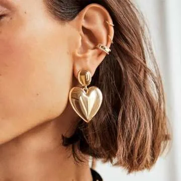 BaubleBar Sheri Drop Earrings - Luxurious 14k Gold Plated Heart Earrings, Hypoallergenic Studs for Women, Large Chunky Gold Heart Design, Heart-Shaped Drop Earrings, Women's Fashion Jewelry