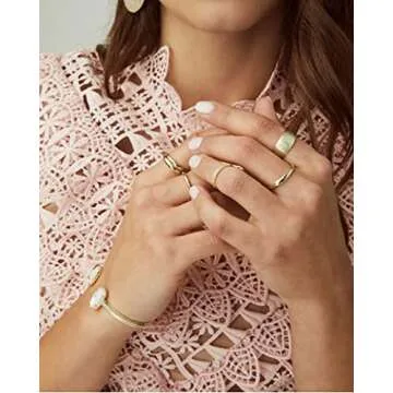 Kendra Scott Elton Cuff Bracelet - Elegant Gold-Plated Style