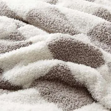 CozeCube Checkered Blanket,Ultra Soft Cozy Grey Checkered Throw Blanket, Warm Fluffy Checkerboard Throw Blanket, Grey and White Checkered Blanket for Couch Bed Sofa,50x60 Inches