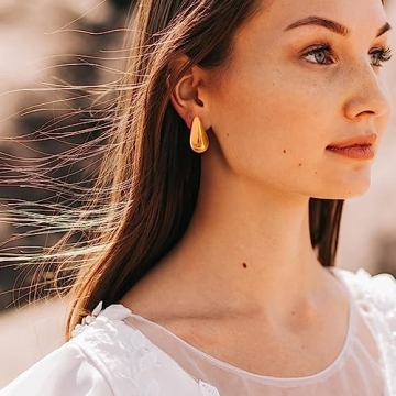 Lightweight Gold Tear Drop Earrings Fashion Jewelry for Women