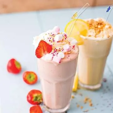 8 Pcs Cute Glass Straws with Charms, Reusable Straws 7.9 '' Bent Smoothie Straws, Shatter Resistant Colorful Flower Milkshake Straws with 2 Cleaning Brushes