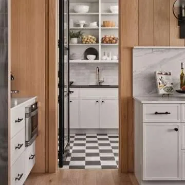 Explore Hardware Soho Model Solid Brass Lever Bed & Bath Privacy Door Lock, Matte Black