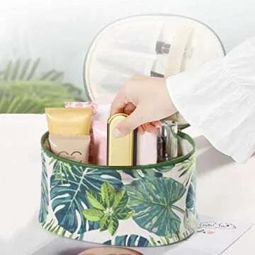 Yusong Mini Travel Hair Brush Set, Folding Hairbrush with Mirror For Women Girls Compact Pocket Size Comb For Purse, Gym, Trip, Swiming (2pcs, Gold&Silver)