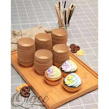 qiqee 300 Count Jumbo Cupcake Liners Natural Muffin Liners Food Grade Jumbo Size Baking Cups Paper No Smells（Large Size）
