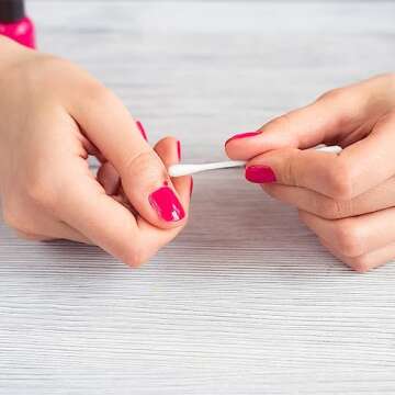 Diane Cotton Swabs - Soft, Gentle & Versatile Beauty Tools