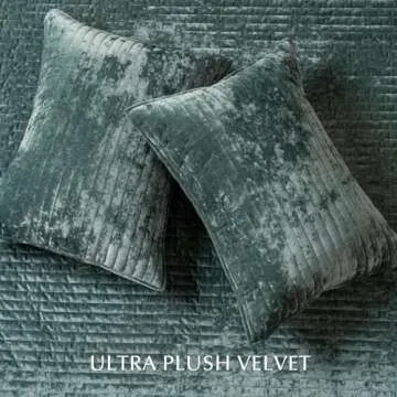 EVERGRACE Velvet Quilt Set King Size, Luxurious Soft Striped Channel Bedding Set, Lightweight Velvet Comforter for All Season, Oversized Bedspread Coverlet with 2 Matching Shams, Pine Green