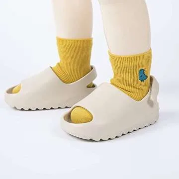 Toddler Little Kids Slides Sandals, Kid Summer Slip On Slides Sandals,Slippers with Strap Anti-slip Water Shoes，Indoor Outdoor Lightweight Slippers Sandals for Boys and Girls