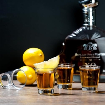 BCnmviku Shot Glass Set - 4 Heavy Base Glasses