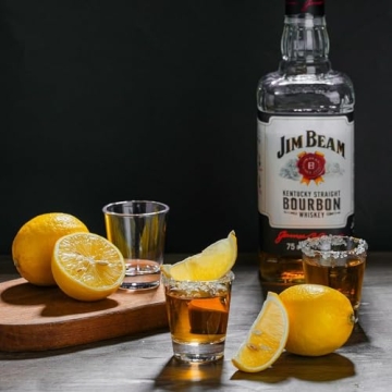 BCnmviku Shot Glass Set - 4 Heavy Base Glasses