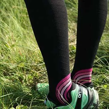 Compression Socks for Men & Women - Anti DVT Varicose Vein Stockings - Running - Shin Splints Calf Support - Flight Travel - S/M