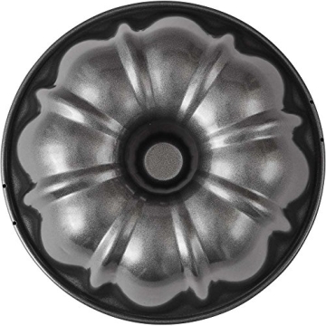 Wilton Fluted Tube Pan - Versatile Baking Essential