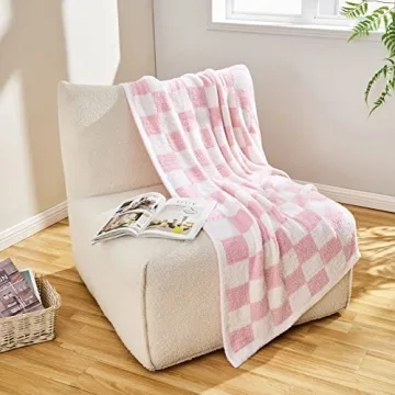 CozeCube Ultra Soft Cozy Checkered Blanket for All