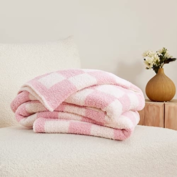 CozeCube Ultra Soft Cozy Checkered Blanket for All