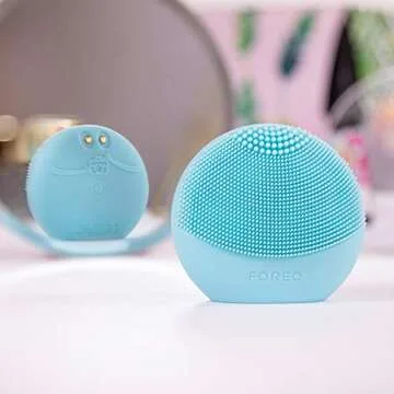 FOREO LUNA fofo Smart Facial Cleansing Brush and Skin Analyzer, Mint, Personalized Cleansing for a Unique Skincare Routine, Bluetooth & Dedicated Smartphone App