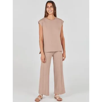 Comfortable 2 Piece Lounge Set for Stylish Women