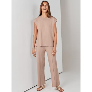 Comfortable 2 Piece Lounge Set for Stylish Women