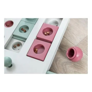 TRIXIE Cat Activity Brain Mover for Engaging Play