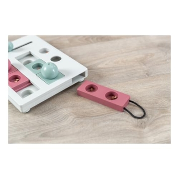 TRIXIE Cat Activity Brain Mover for Engaging Play