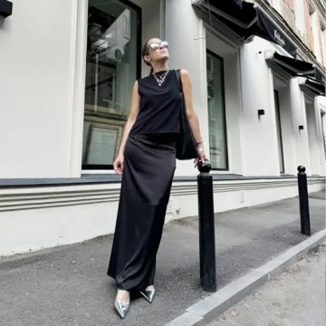 Chic and Comfortable JENN ARDOR Silver Kitten Heels