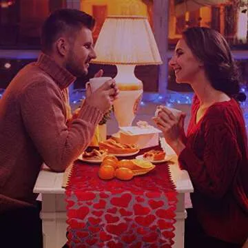 Boao Valentine Heart Lace Table Runner for Romantic Settings