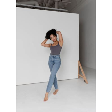 Almere Low Back Bodysuit - No Bra Needed for Comfort