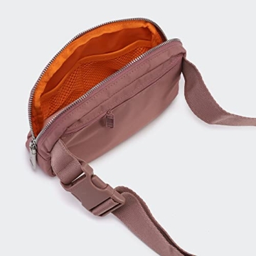 Pander Adjustable Water-Repellent Unisex Belt Bag